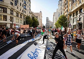 La Unión Ciclista Internacional arremete contra Pedro Sánchez por los incidentes políticos durante la Vuelta
