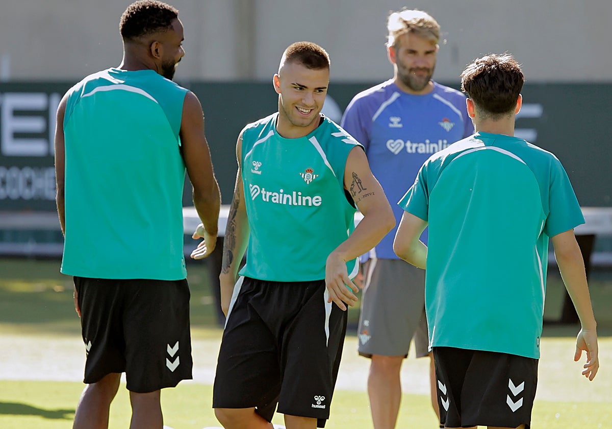 Pablo García, en un entrenamiento del Betis
