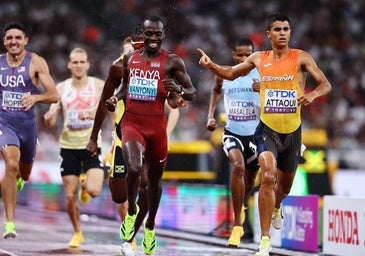 Attaoui olfatea la medalla en el 800