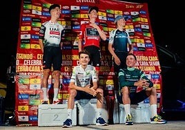 Vingegaard y el podio improvisado sobre neveras en Madrid: «La idea surgió de la madre de Tom Pidcock y fue fantástico»