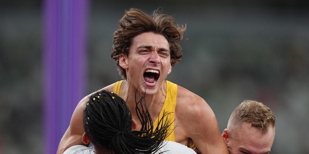 Estrellas y estrellados del Mundial: Duplantis iluminó Tokio
