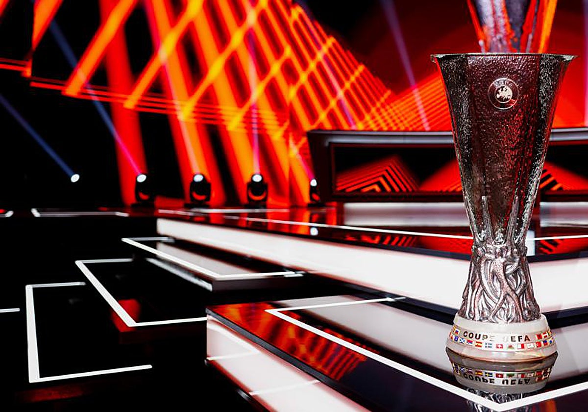 El trofeo de la Europa League