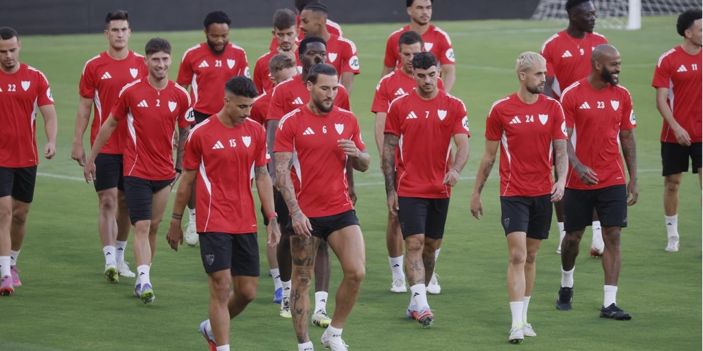 El Sevilla FC prepara la visita del Villarreal en el Sánchez-Pizjuán