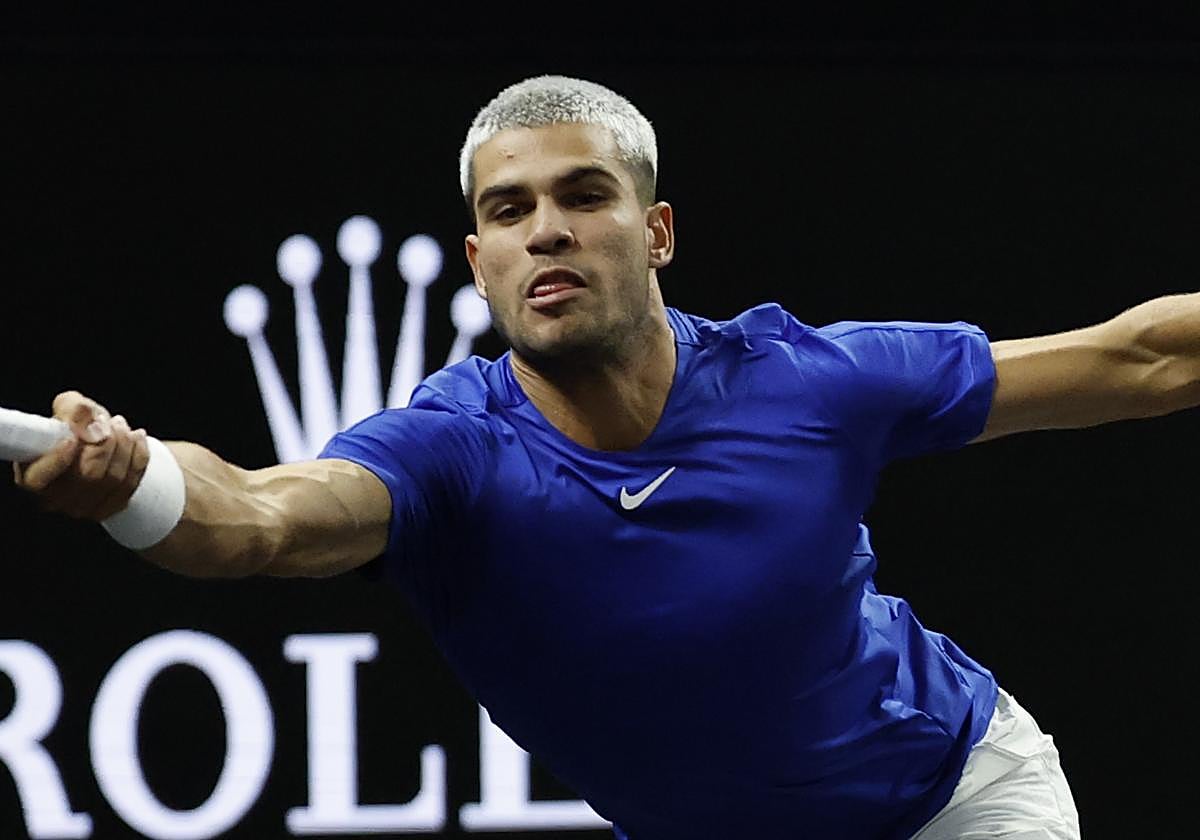 Dónde ver online y en televisión a Carlos Alcaraz hoy en el Torneo de Tokio y a qué hora juega el partido contra Sebastian Báez