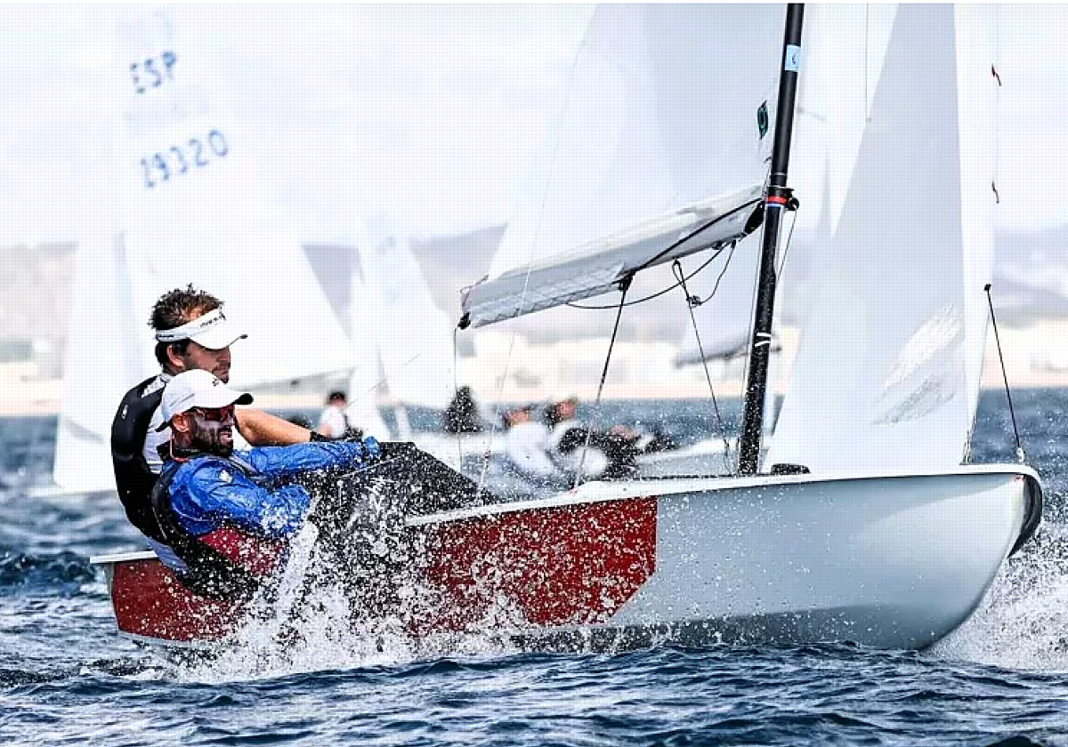 Bermúdez de Castro y Pardo navegando en aguas de Vilamoura