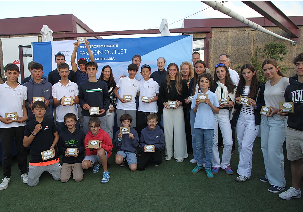 Los premiados en el 35º Trofeo Escuela de Vela José Luis de Ugarte-Fashion Outlet