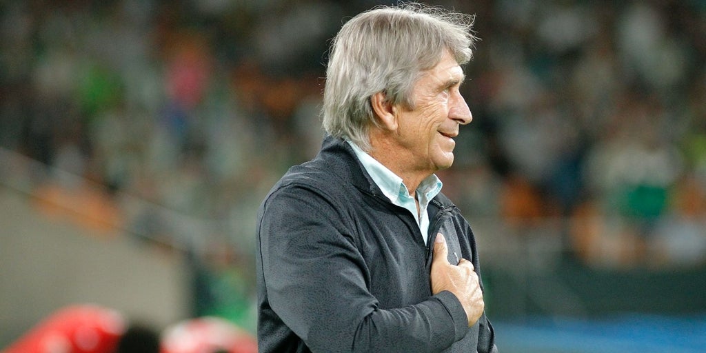 «Míster Betis» aguarda el futuro ganando