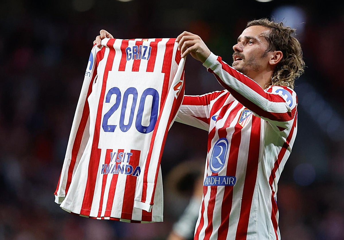 Griezmann celebra su gol número 200 como jugador del Atlético