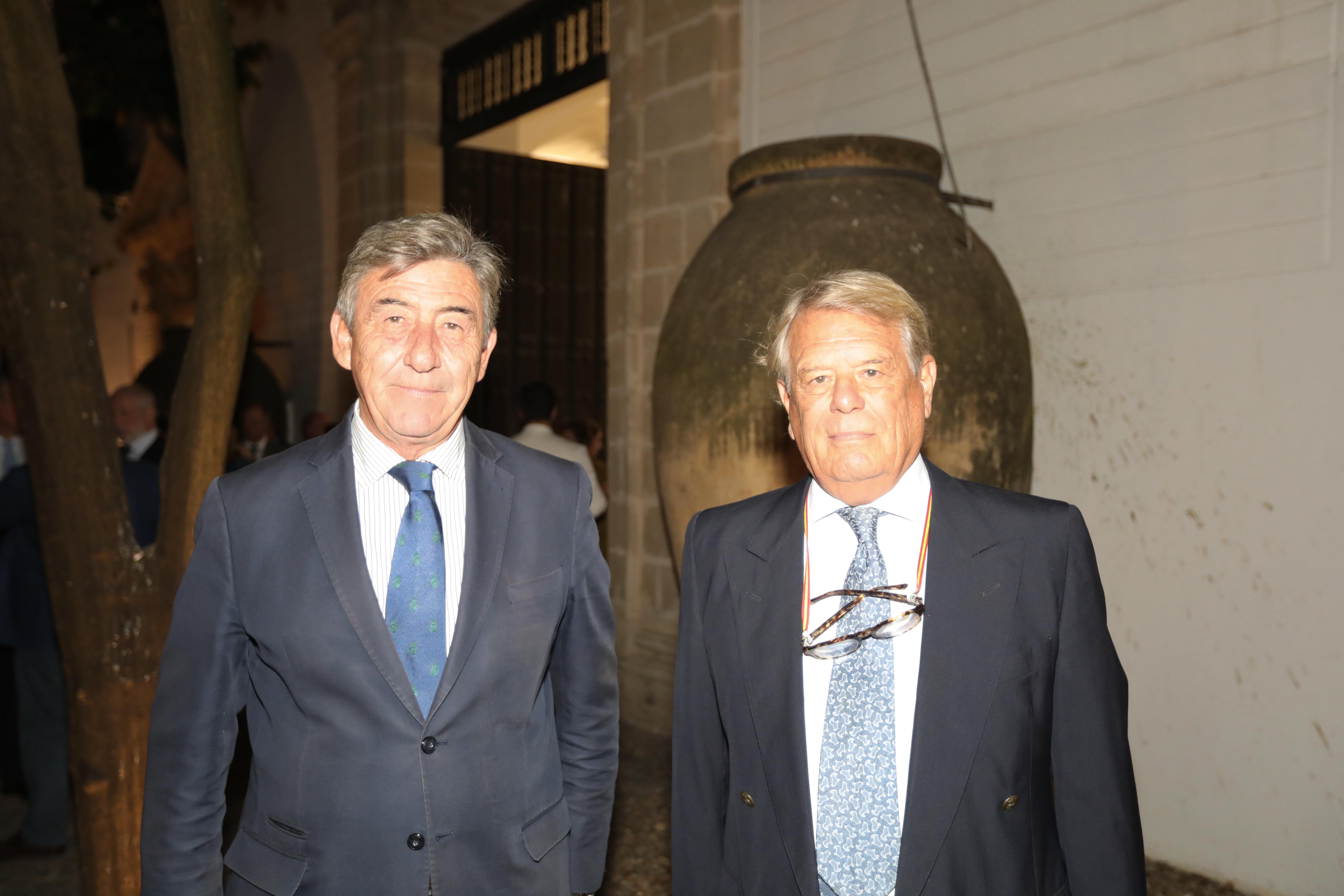 Santiago León Domecq y Sebastián Recasens Luca de Tena