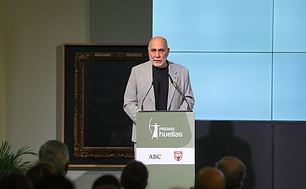 Guillermo Arriaga durante su intervención