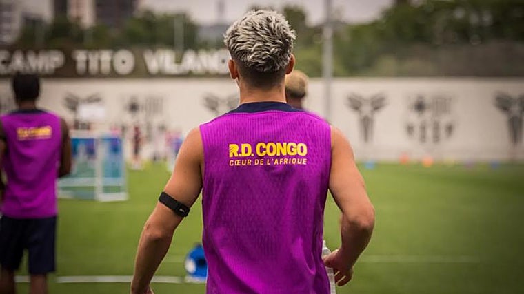 La República Democrática del Congo, presente en la camiseta de entrenamiento del Barcelona
