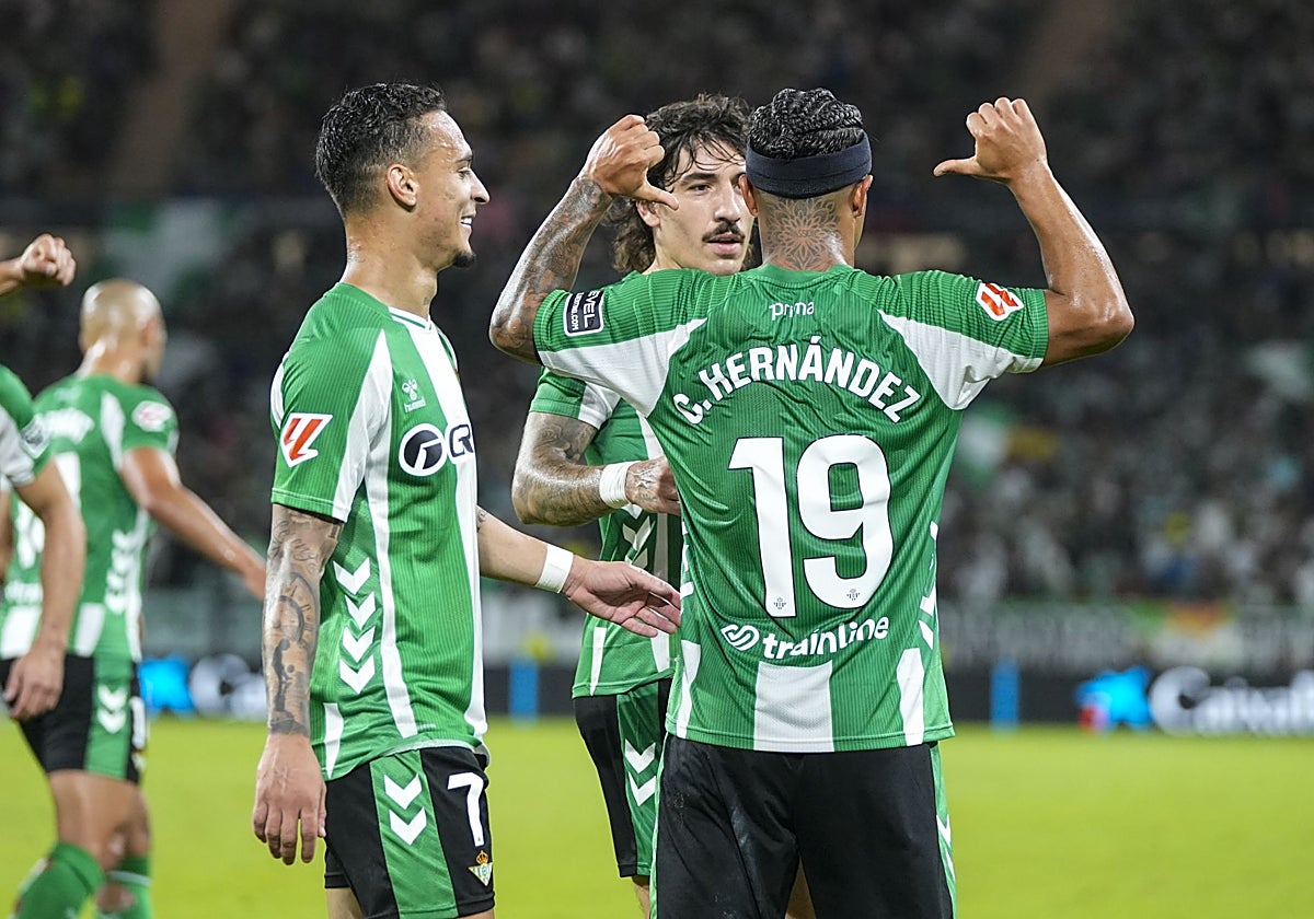 Cucho Hernández celebra su gol ante Osasuna en el último partido en la Cartuja