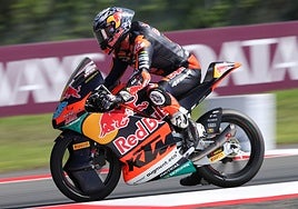 José Antonio Rueda, que acaricia el título de Moto3, concluye tercero la primera jornada en Mandalika