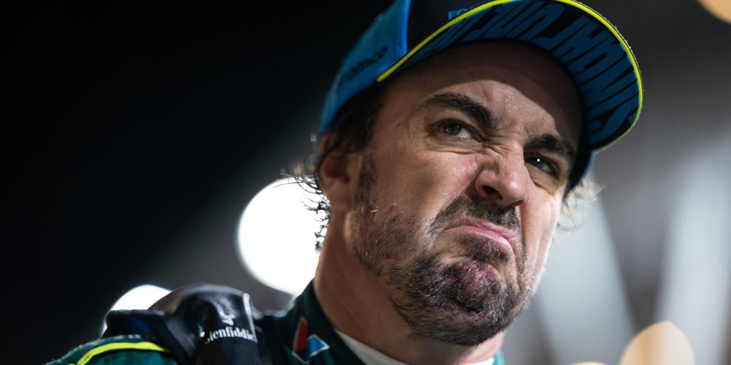 Gran cabreo de Alonso con Hamilton: «¡Mierda! ¿Es seguro conducir sin frenos?»