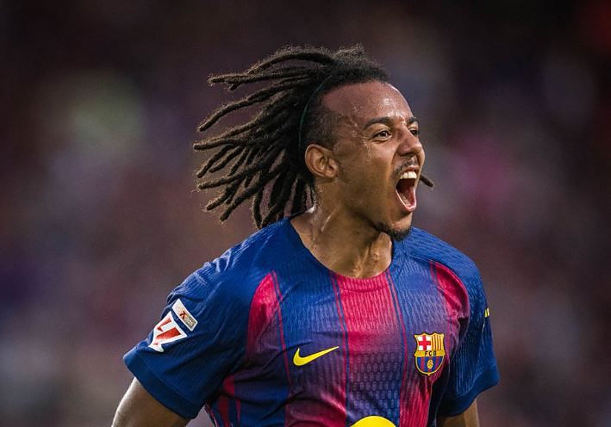 Koundé en un partido con el FC Barcelona