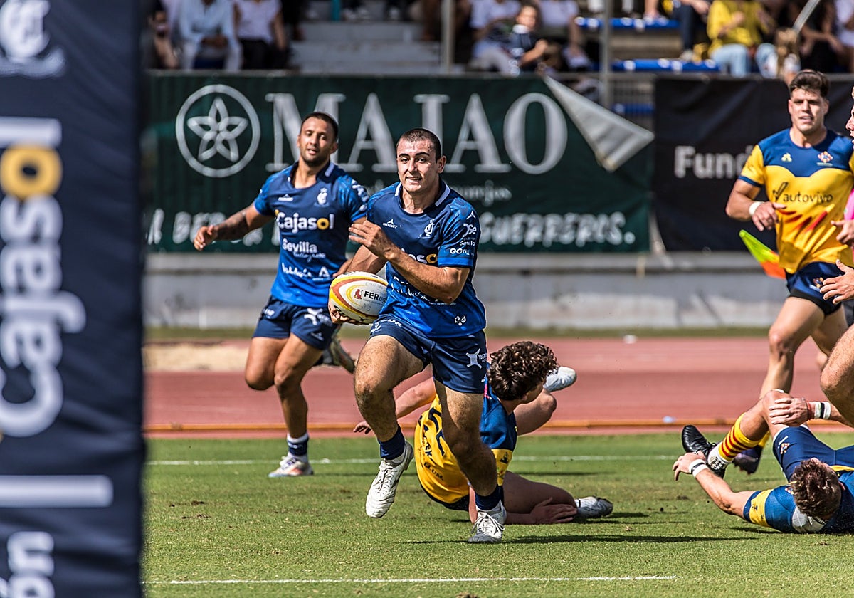 Pablo Sánchez, canterano del Ciencias, se escapa en velocidad para posar bajo palos