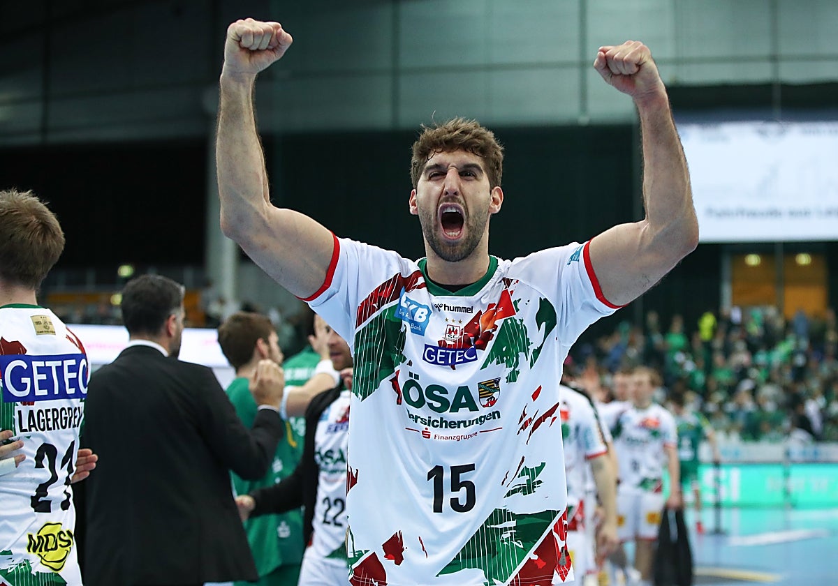 Antonio Serradilla, celebrando una victoria con el Magdeburg, con el que fue campeón de Europa en junio
