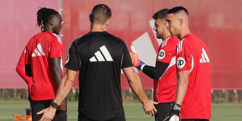 Almeyda recupera a Vlachodimos para preparar el partido ante el Mallorca