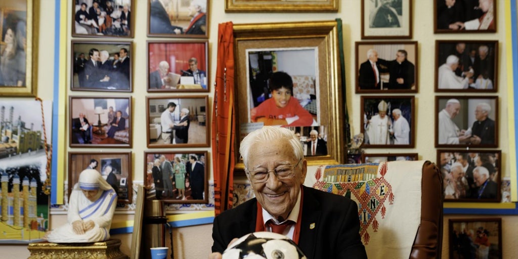 Padre Ángel: «Luis de la Fuente debería ser cura; y acabaría de obispo»