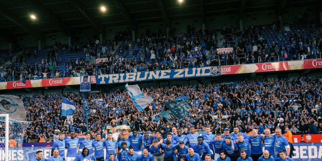El gran ambiente que espera al Betis en Bélgica: la afición del Genk se hace notar