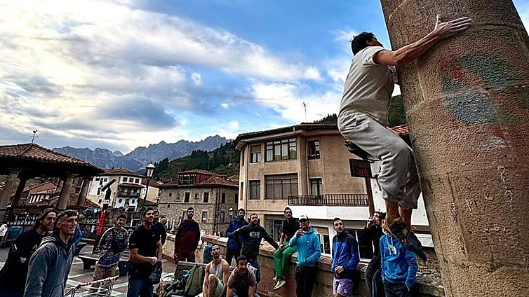 Las paredes reparten títulos en Potes