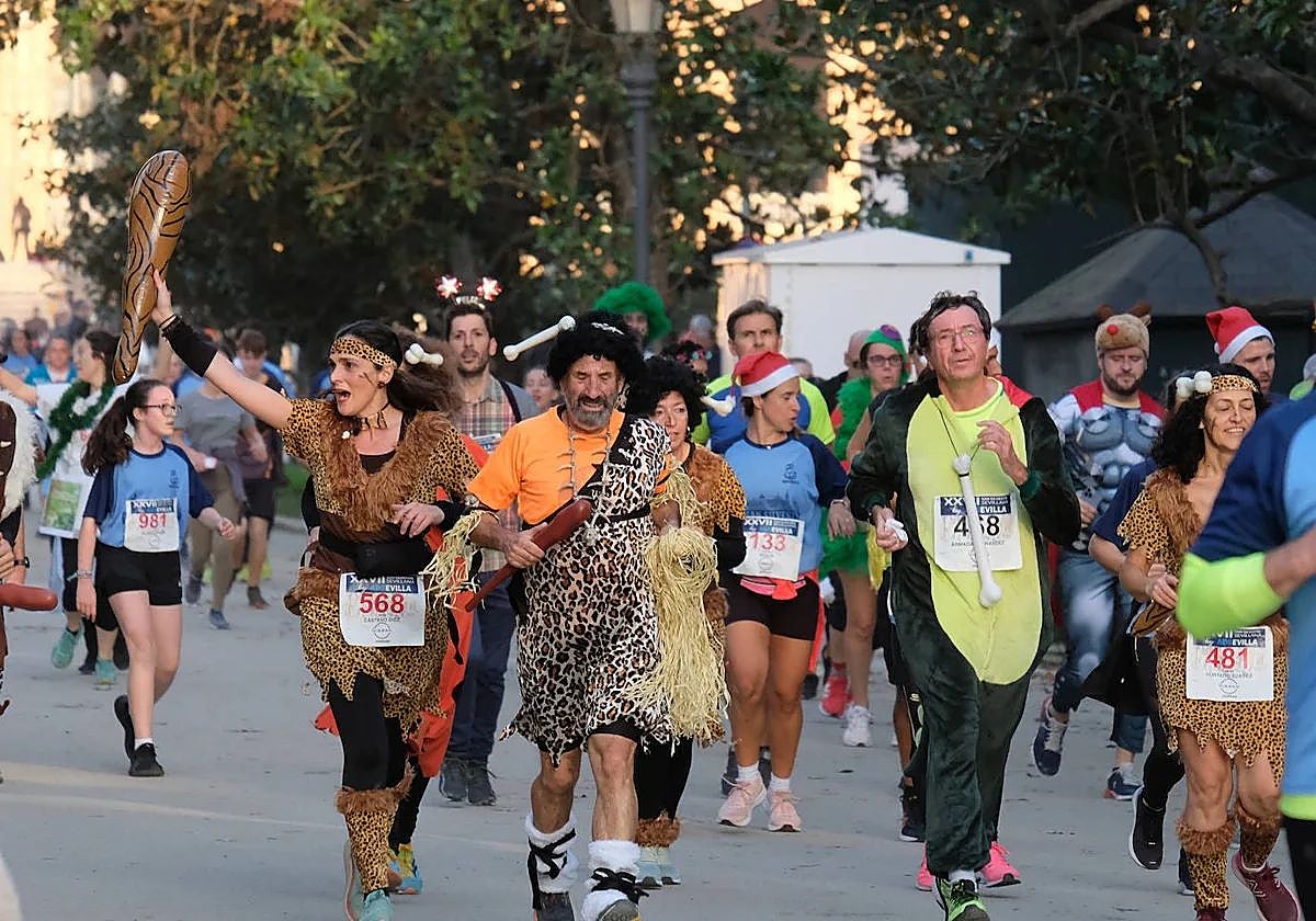 Imagen de la edición de 2022 donde se puede apreciar el tono festivo de la carrera