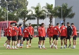Alineaciones oficiales del Toledo - Sevilla de la Copa del Rey 2025-2026: onces y banquillo de suplentes
