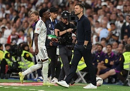 Vinicius pide perdón en público a todos menos a Xabi Alonso