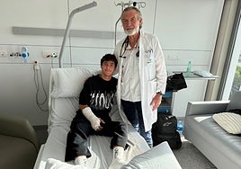 José Antonio Rueda, operado de la mano derecha en Barcelona, continuará en Sevilla su proceso de recuperación