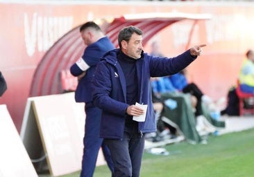 Jesús Galván cierra su salida del Sevilla FC; Luci será su sustituto