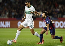 El Sevilla FC, cerca de encontrar una solución para Rafa Mir