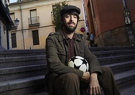 David Uclés: «Hay muchos futbolistas gais, deberían tener valor y admitirlo»