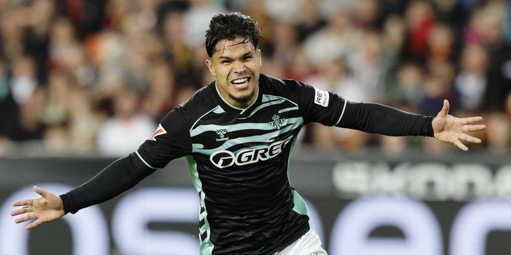 El Cucho Hernández iguala en 12 jornadas los cinco goles que marcó la pasada campaña en 15