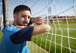 Álex Baena : «Parece que en el fútbol español solo existen el Barça y el Madrid»