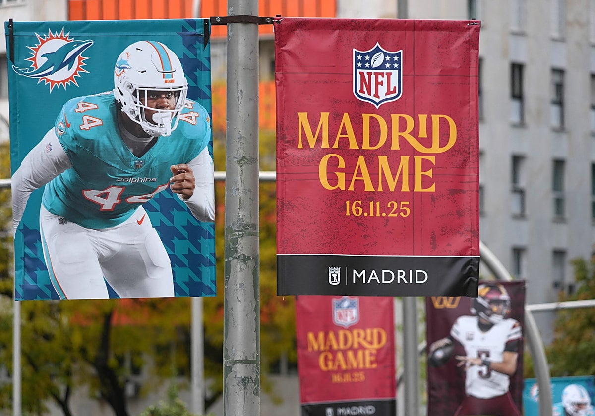 Carteles promocionales del partido entre Miami Dolphins y los Whashington Commanders