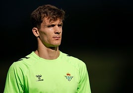 Diego Llorente, sobre la renovación de Pellegrini: «La afición no lleva demasiado bien la incertidumbre»