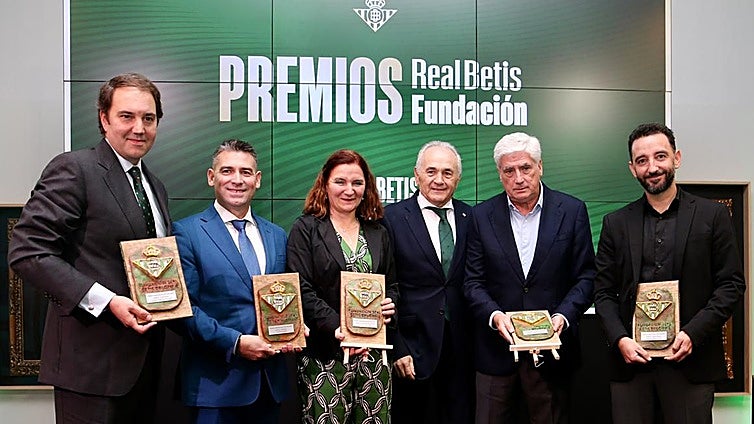 La Fundación Real Betis celebra su primera Gala y reconoce a cinco organizaciones sociales