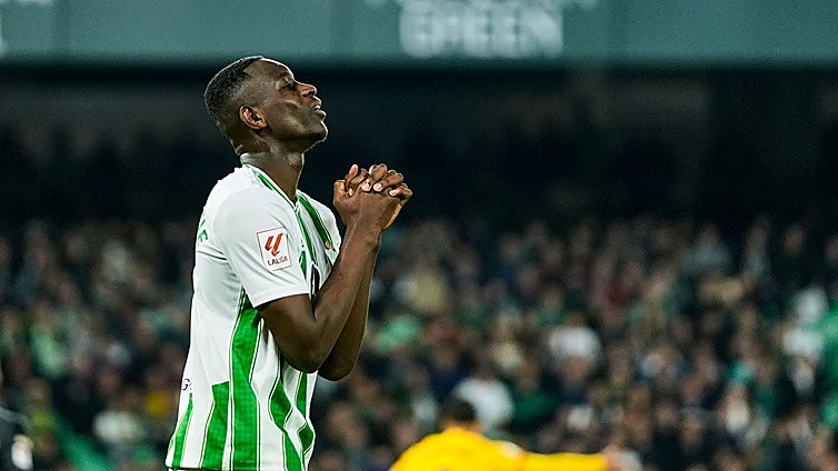 El Betis reclama dos millones por Luiz Henrique