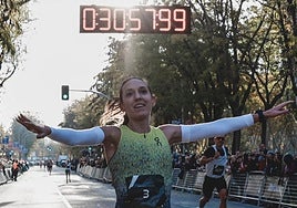 Laura Luengo hace historia en la Zara Speed Run: tumba la barrera de los 31 minutos y se convierte en la española más rápida de la historia en un 10k