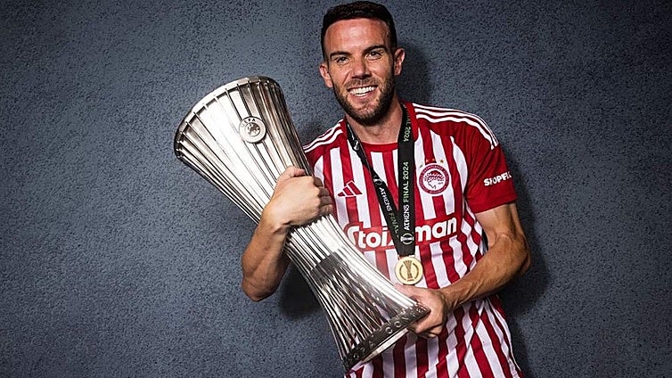 Quini: «En Grecia los ultras entran con total normalidad a los entrenamientos a ponernos las pilas»