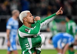 Betis - Utrecht: Victoria con preocupación (2-1)