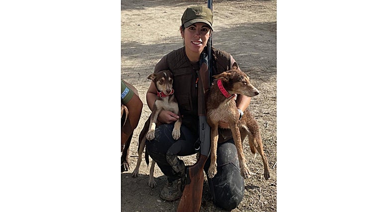 Anabel Romero, campeã andaluza na pequena caça com cachorro