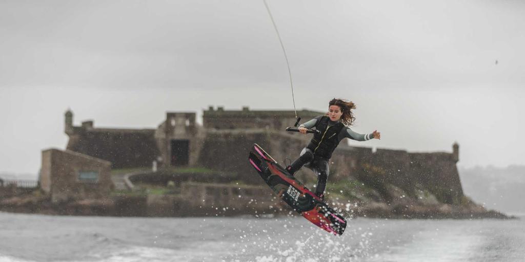 Nina Ryzheenkova y Noah Tamaral reinan en La Coruña