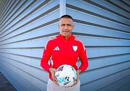 Alexis Sánchez: «Jugué un River-Boca pero me dicen que este derbi es especial y quiero ganarlo»