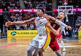 Lágrimas en España: Osobor tiene destrozada la rodilla