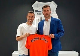 «Del Betis me llevaría a Bartra, al Cucho y al Chimy»