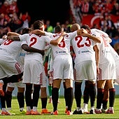 Los jugadores del Sevilla, en la conjura previa al derbi con el Betis