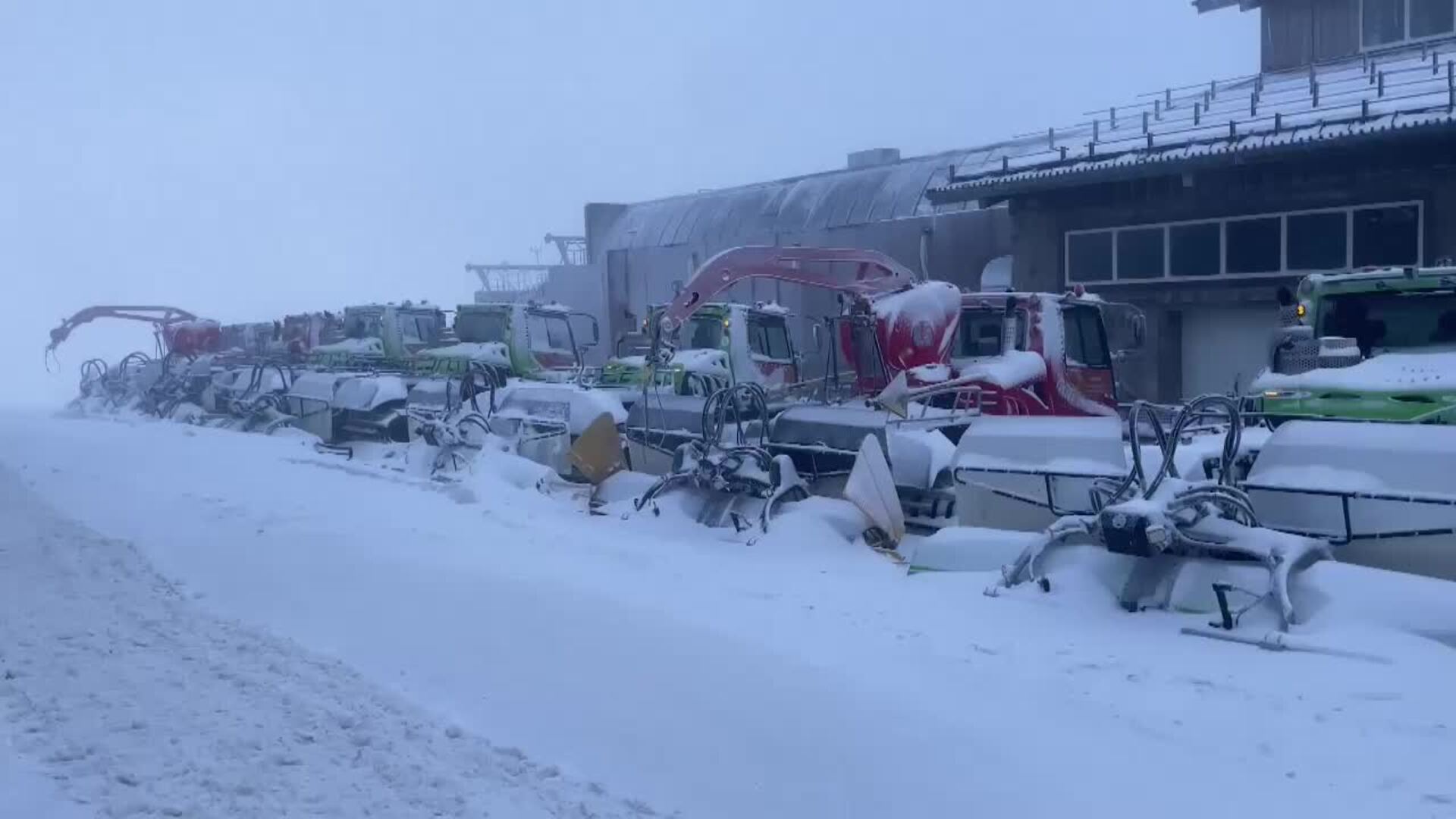 Sierra Nevada suma hasta 10 centímetros de nieve y valora ampliar la oferta esquiable