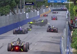 Pepe Martí sale ileso de un espectacular accidente en su estreno en la Fórmula E