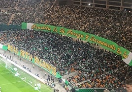 «Bendita es tu pureza y eternamente lo sea», el tifo mariano del Betis ante el Barça